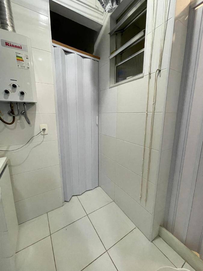 Habitación en casa particular Quartinho Economia Copacabana- Posto 5